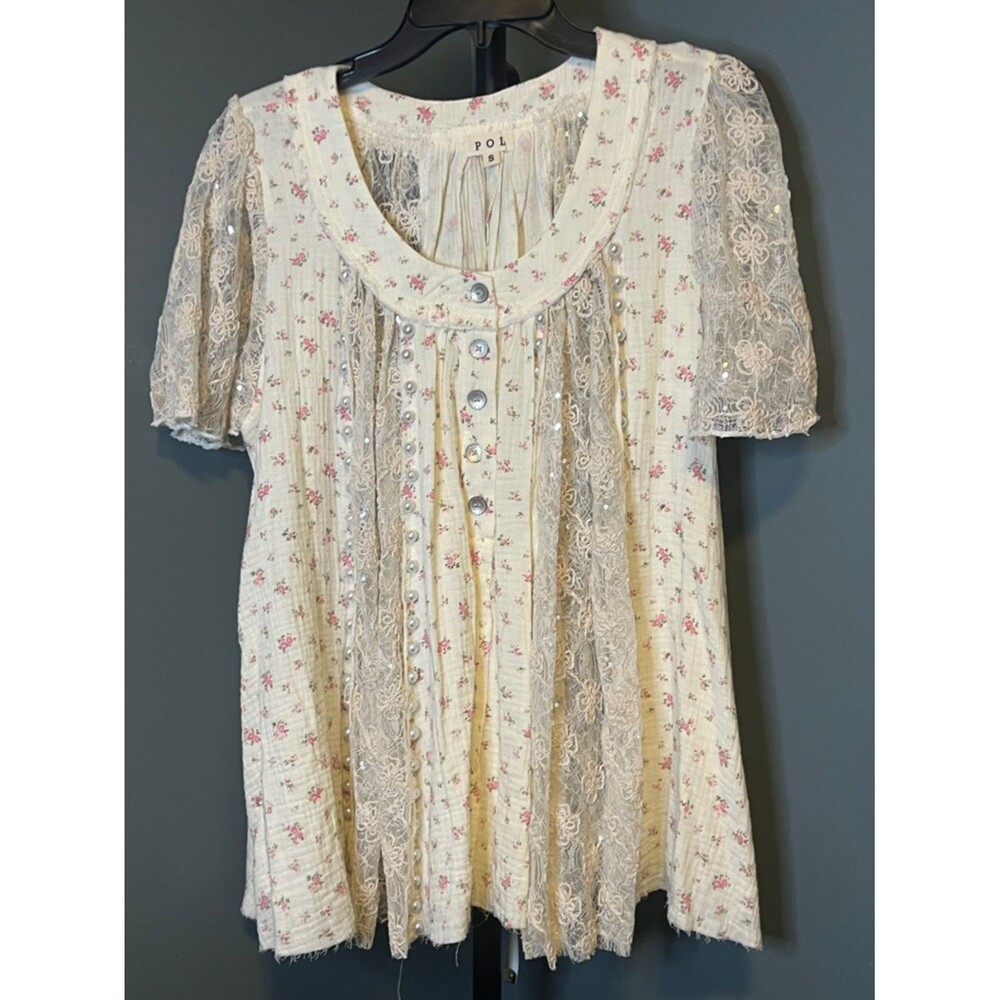 POL Cream Blouse with Pink Floral Print and Lace Trim